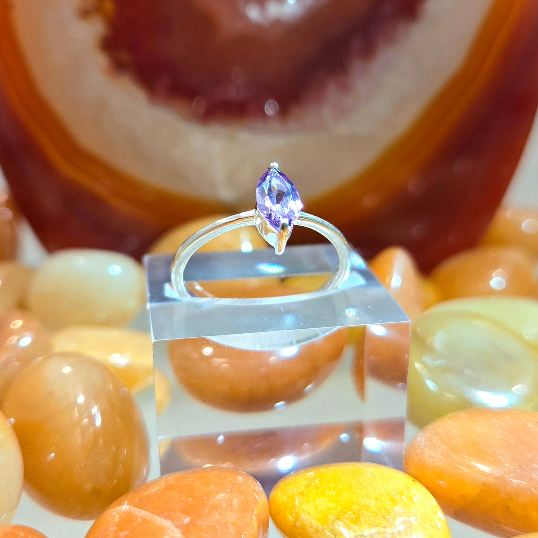 Amethyst Silver 925 Ring - Faceted Marquise