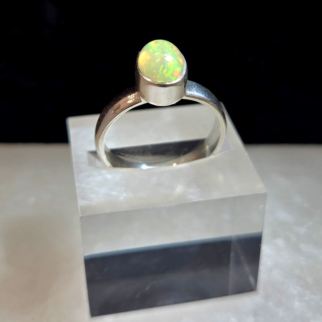 Ethiopian Opal Silver 925 Ring - Smooth Thick Band