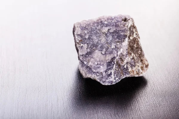 Lepidolite Crystal: Embrace Calm and Serenity | Healing Properties, Benefits, Chakra Alignment 🌸✨