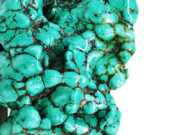 Turquoise Crystal: Meaning, Properties & Uses
