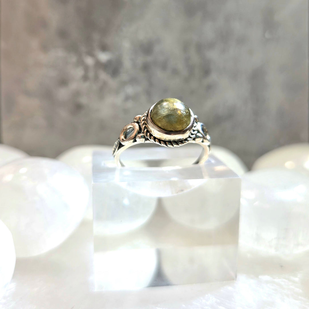 Labradorite Sterling Silver Ring