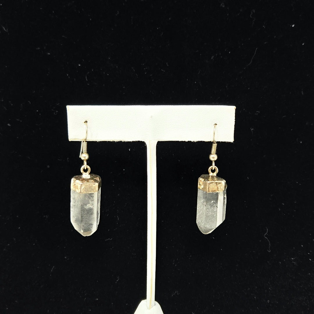 Quartz Point Earring-Silver