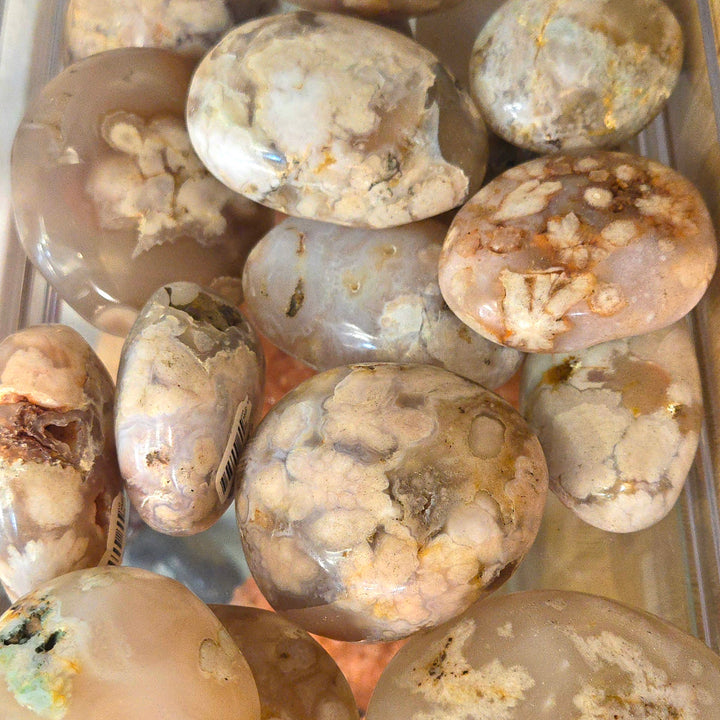 Flower Agate Palm Stone