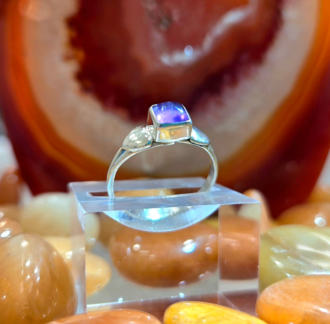 Amethyst Smooth 925 Silver Ring | The Harmony Store Ring