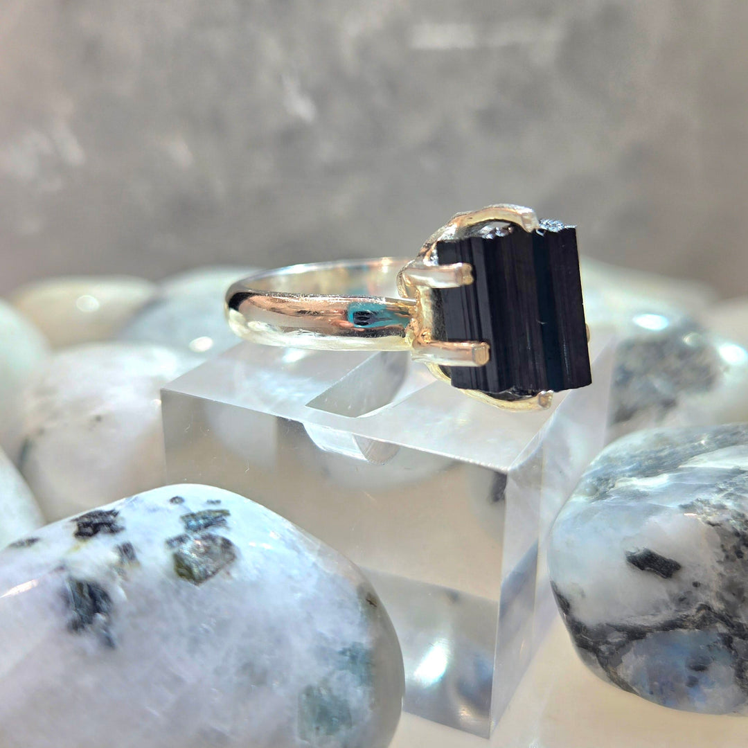 Black Tourmaline Silver Ring | The Harmony Store Ring
