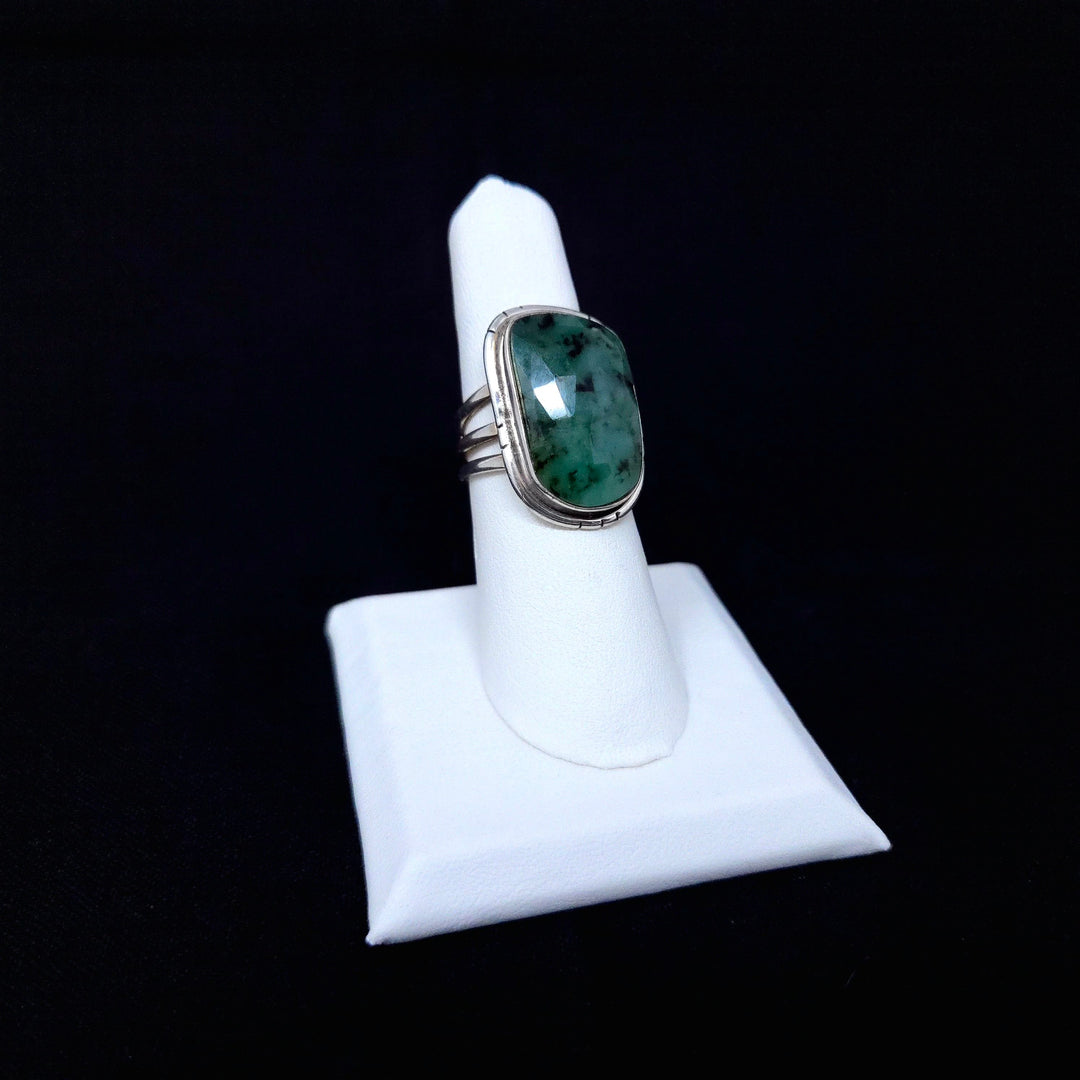 Emerald Faceted 925 Silver Ring | The Harmony Store Ring
