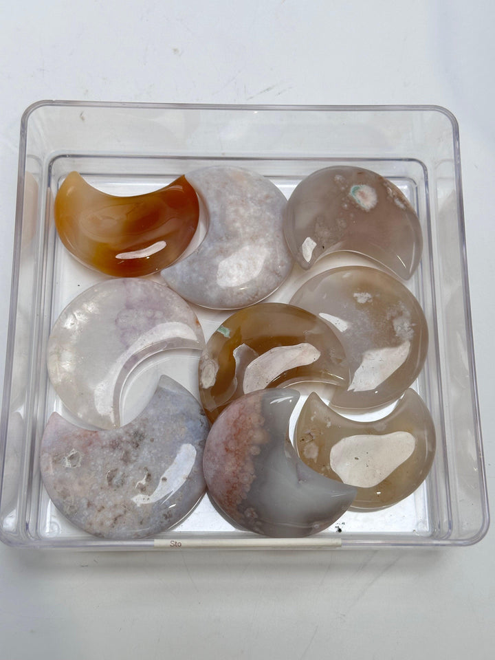 Flower Agate Moon 2-Inch | The Harmony Store Carving