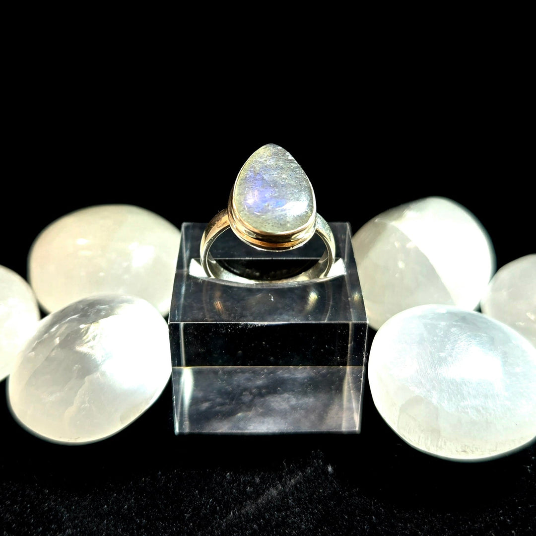Labradorite 925 Sterling Silver Ring | The Harmony Store Ring