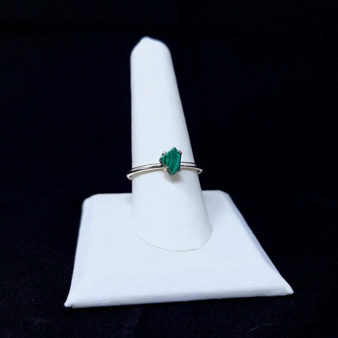 Malachite Prong Small 925 Ring | The Harmony Store Ring