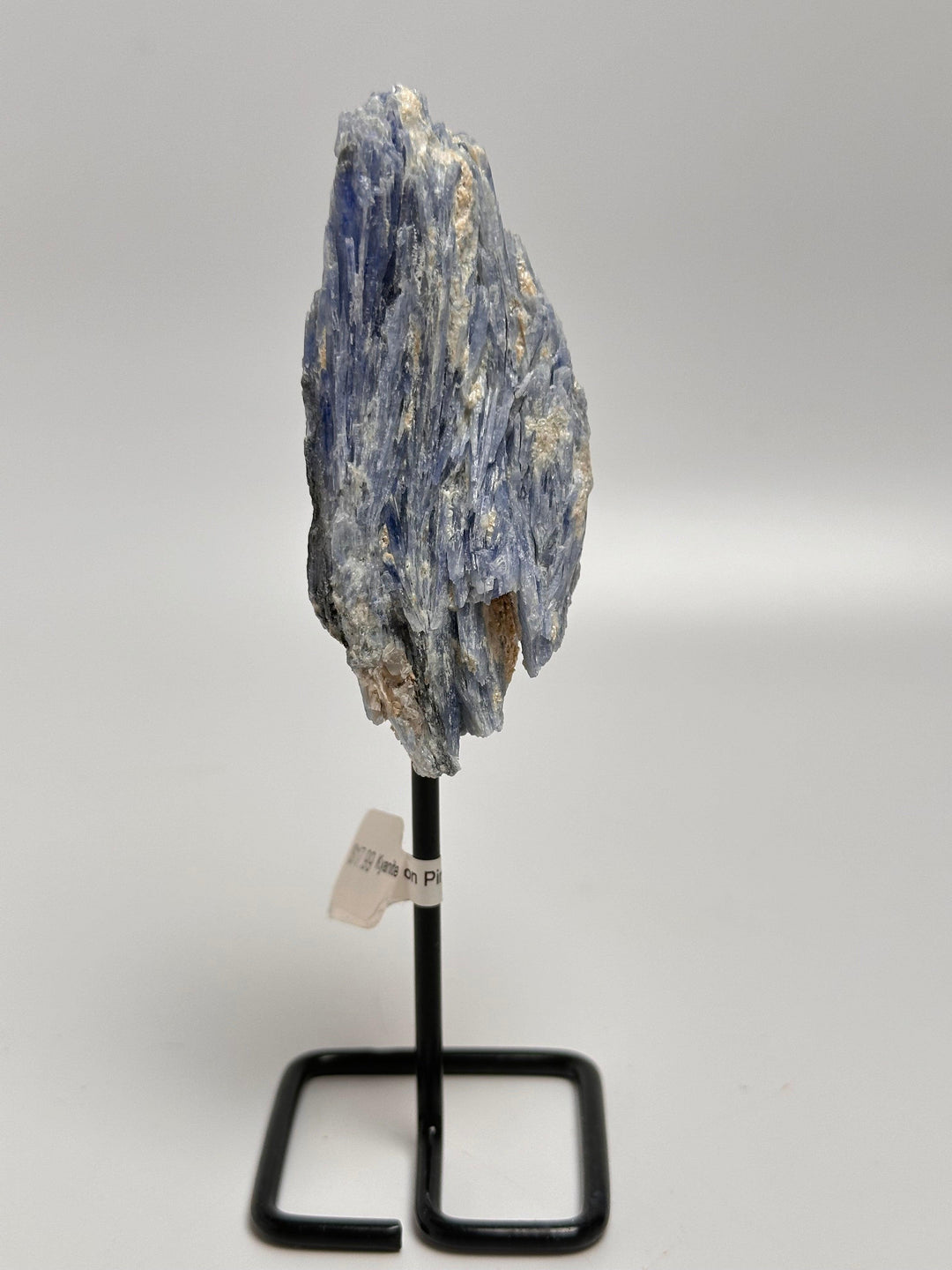 Mini Pin-Kyanite : Mini Pin - The Harmony Store