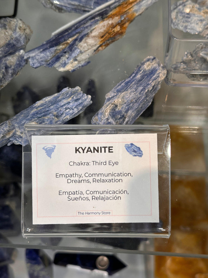 Mini Pin-Kyanite : Mini Pin - The Harmony Store