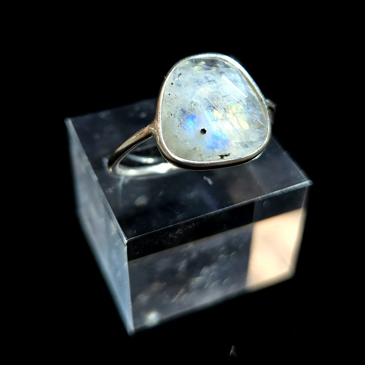 Moonstone Flat Faceted 925 Ring Medium | The Harmony Store Ring