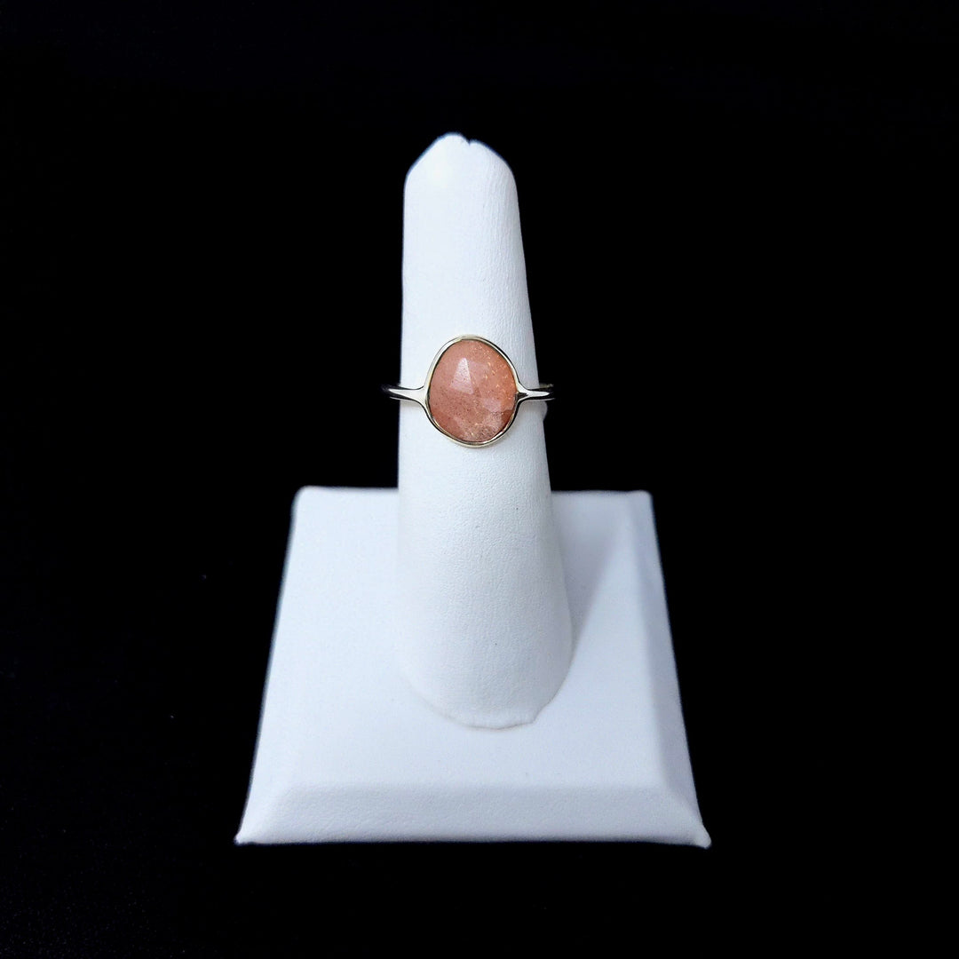 Peach Moonstone Flat Faceted 925 Ring | The Harmony Store Ring