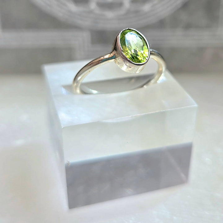 Peridot Faceted 925 Silver Ring | The Harmony Store Ring