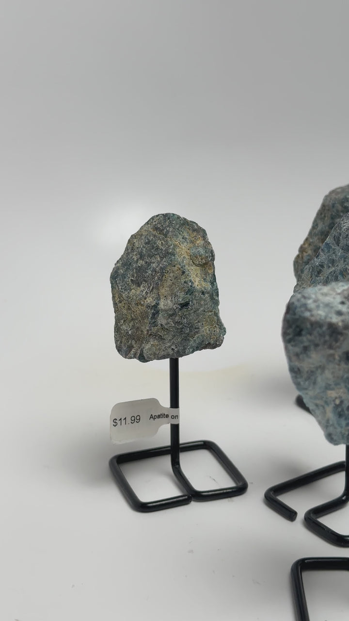 Apatite Mini Pin