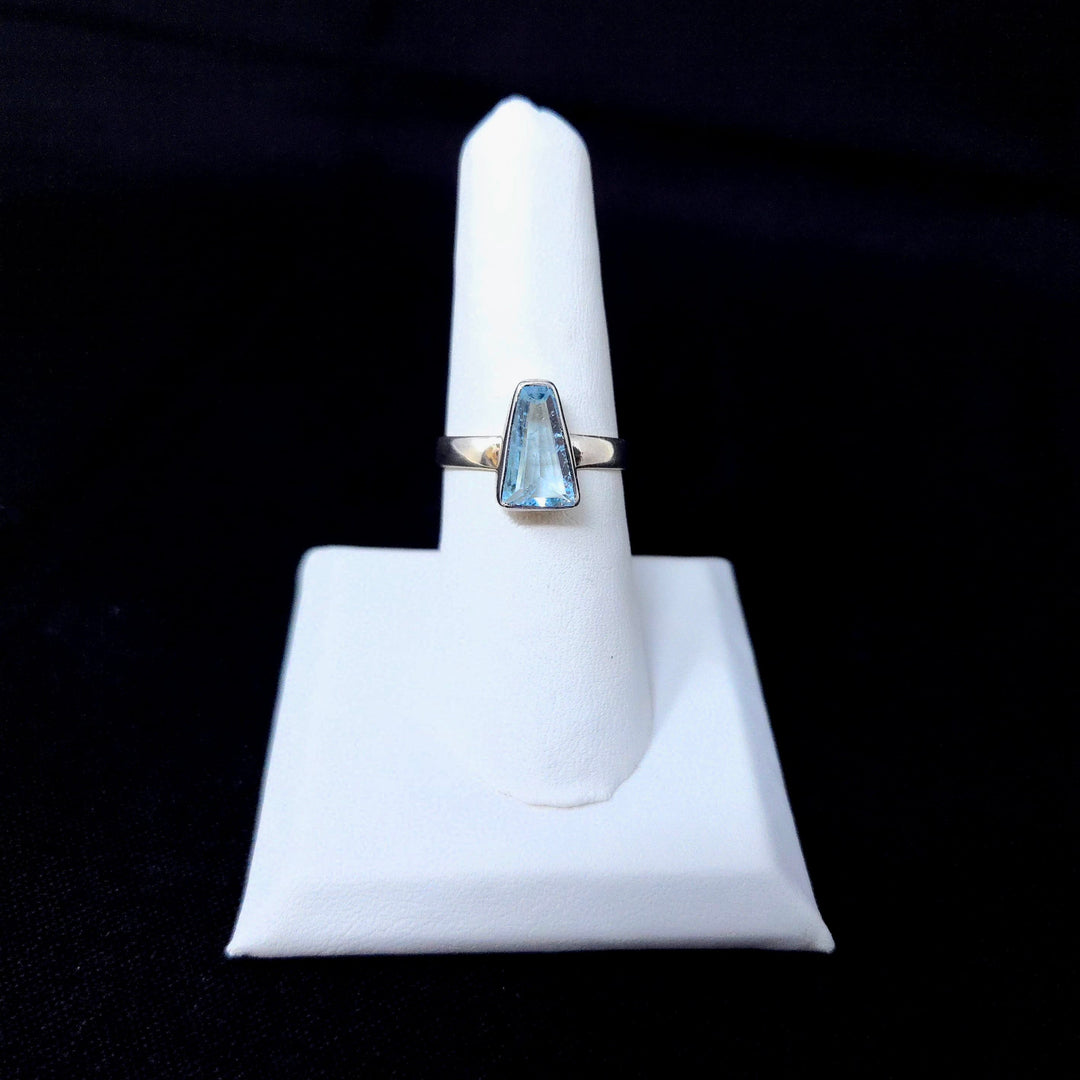 Aquamarine 925 Sterling Silver Ring | The Harmony Store Ring